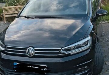 VW Touran 131.000 km 16.500 &euro; Rees 46459