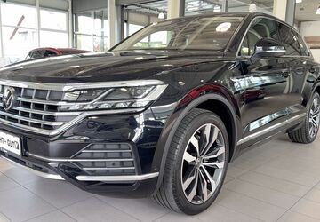 VW Touareg 31.160 km 49.680 &euro; Hünxe 46569