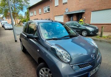 Nissan Micra 96.000 km 2.000 &euro; BOCHOLT 46397