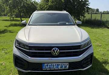 VW Touareg 44.000 km 54.800 &euro; Rees 46459