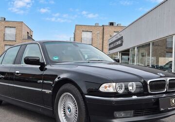 BMW 750 72.555 km 36.500 &euro; Wesel 46485