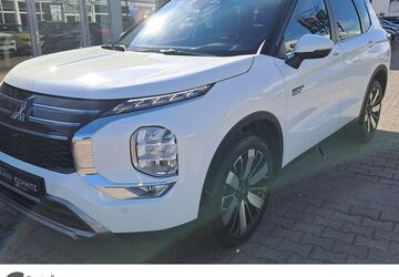 Mitsubishi Outlander 12.950 km 44.490 &euro; Wesel 46485