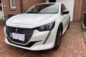 Peugeot e-208 32.000 km 17.900 &euro; Stadtlohn 48703