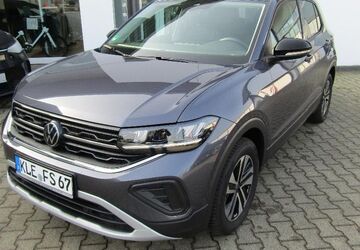 VW T-Cross 5.555 km 27.850 &euro; Emmerich am Rhein 46446