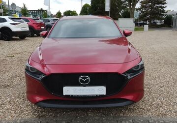 Mazda 3 19.890 km 25.880 &euro; Xanten 46509