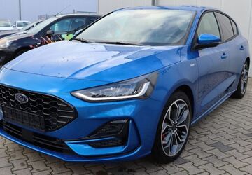 Ford Focus 4.500 km 29.577 &euro; Rees 46459