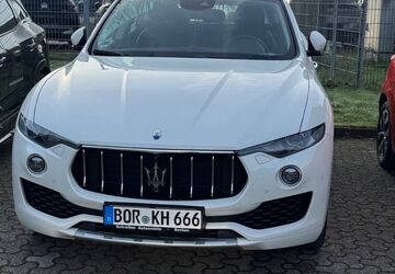 Maserati Levante 74.000 km 36.000 &euro; Heiden 46359