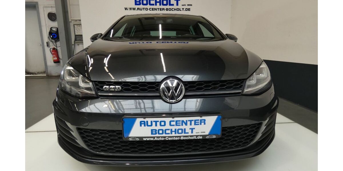VW Golf 126.000 km 14.700 &euro; Bocholt 46395