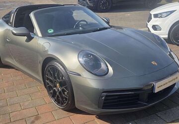 Porsche 992 8.500 km 168.000 &euro; Raesfeld-Erle 46348